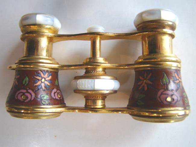 A 'mint' condition pair of 19th century Opera Glasses with their original matching leather case — image 3